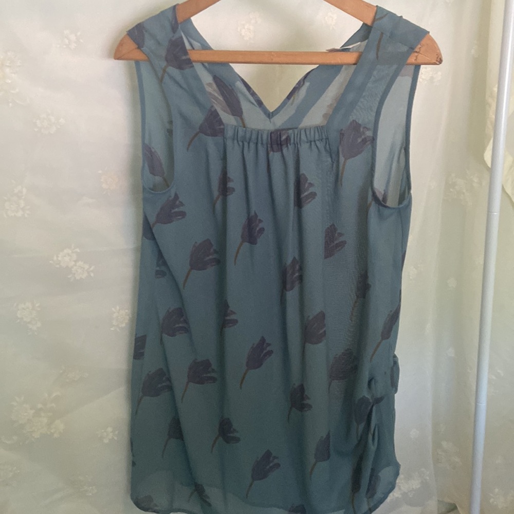 Cabi dressy tank top GUC, size medium - Picture 2 of 4